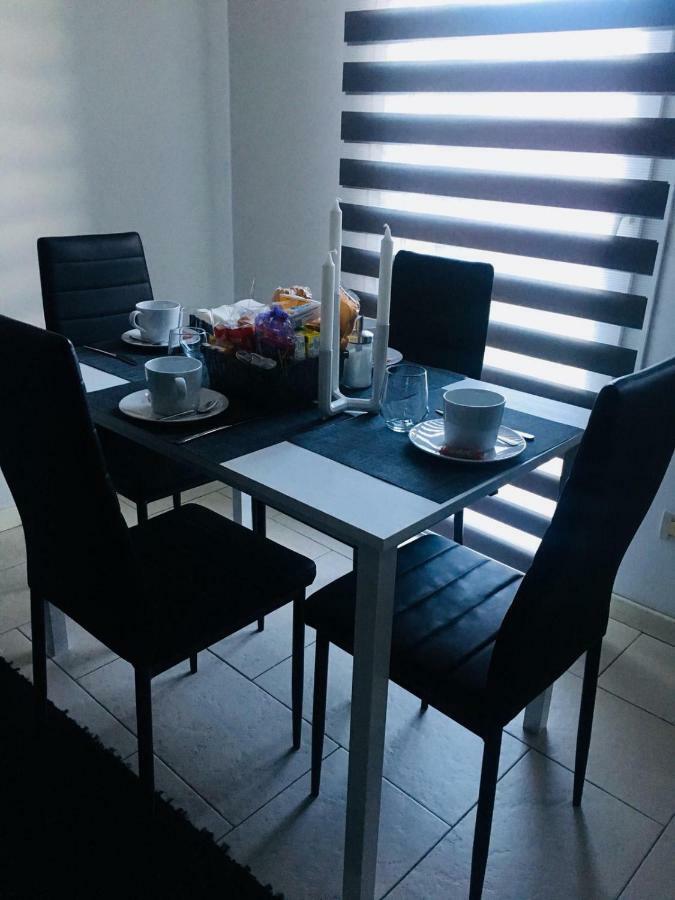 My Home Apartment มิรา ภายนอก รูปภาพ