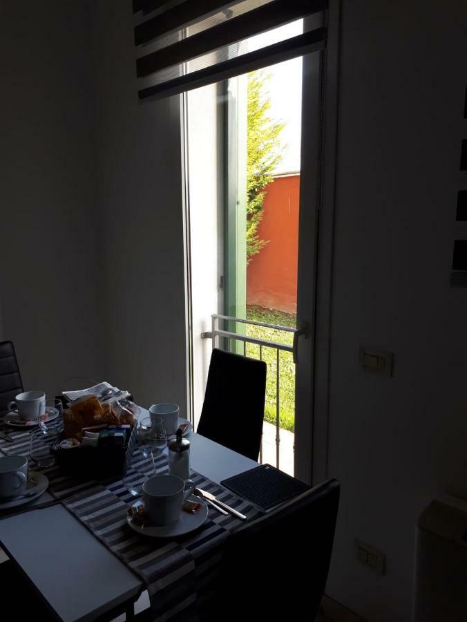 My Home Apartment มิรา ภายนอก รูปภาพ
