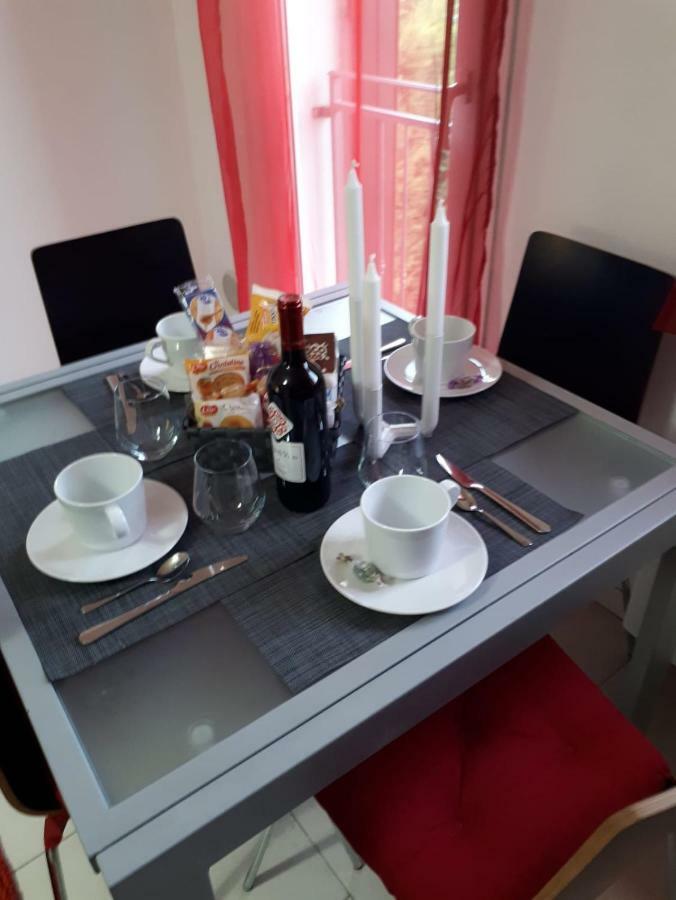 My Home Apartment มิรา ภายนอก รูปภาพ